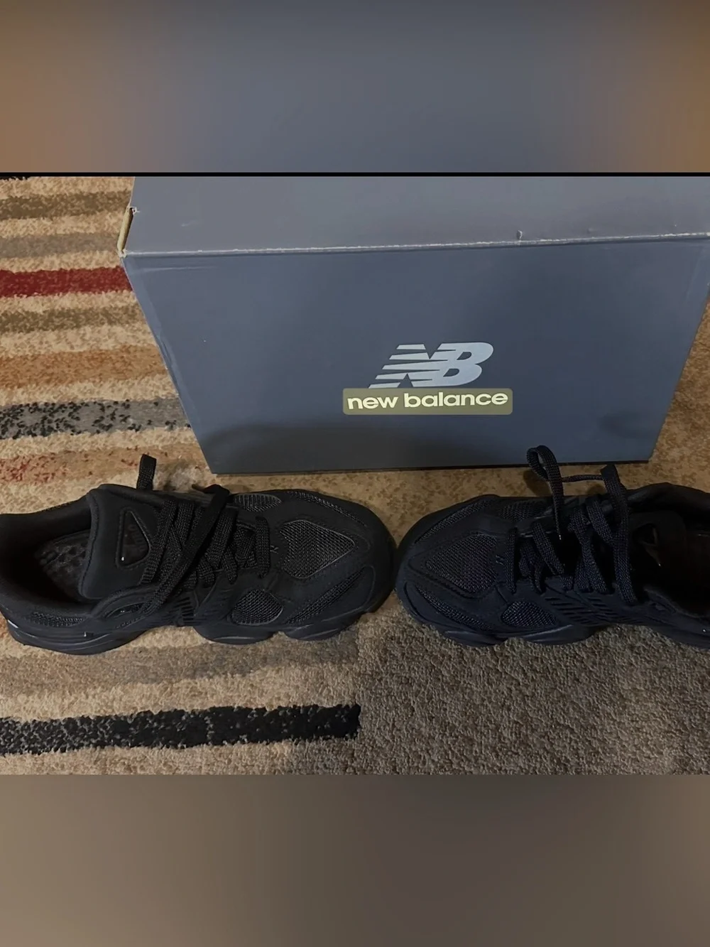 New Balance Kids' Black Athletic Sneakers 5.5 youth/ 7 women